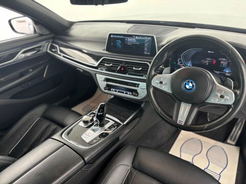 BMW 7 Series 730Ld Black #9
