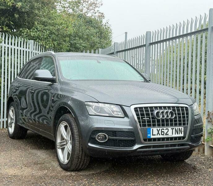 Audi Q5 2.0 Tdi S Line Grey