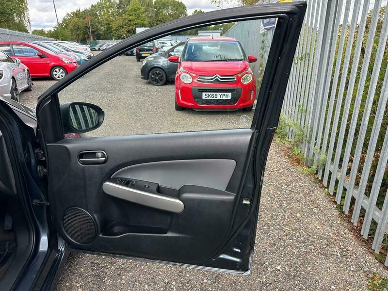 Mazda 2 Hatchback 1.3 Tamura Euro 4 200909 Silver #19