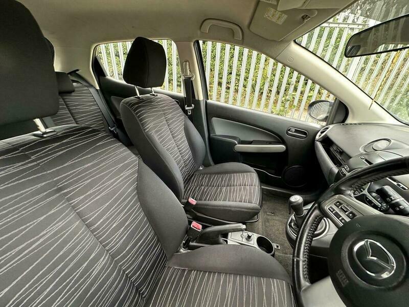 Mazda 2 Hatchback 1.3 Tamura Euro 4 200909 Silver #10