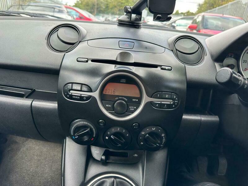 Mazda 2 Hatchback 1.3 Tamura Euro 4 200909 Silver #9
