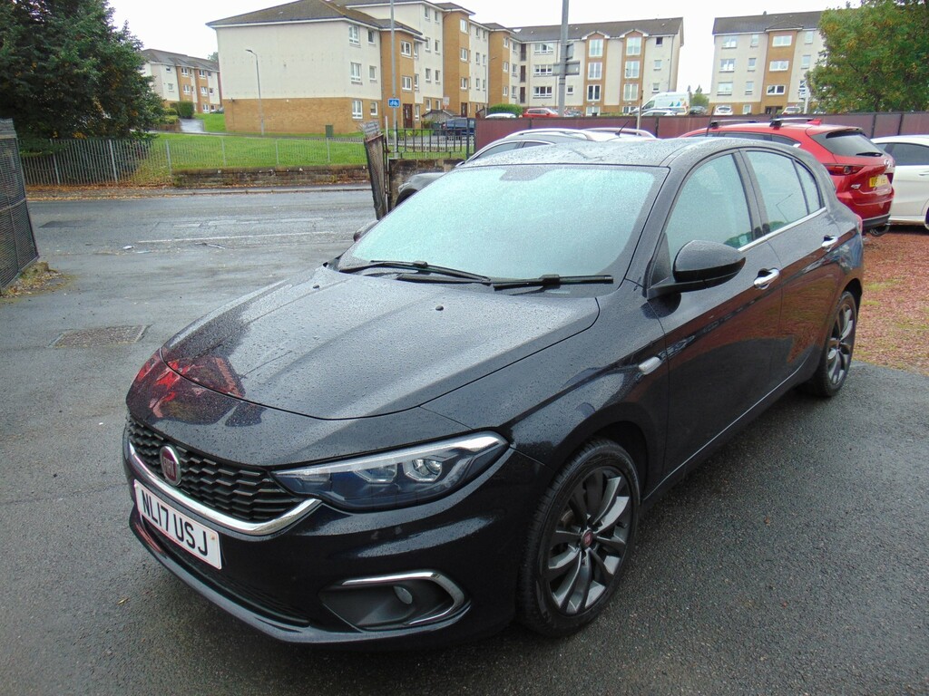 Fiat Tipo Hatchback 1.4 Tipo Hatchback 1.4 95Hp Lounge Mot Black #6