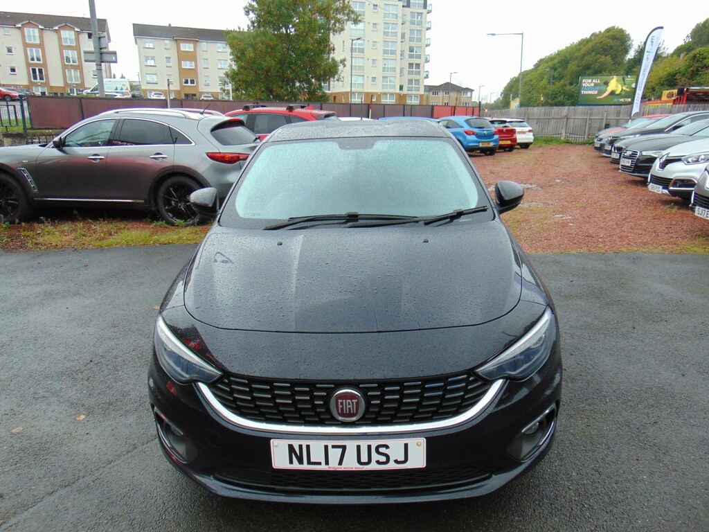 Fiat Tipo Hatchback 1.4 Tipo Hatchback 1.4 95Hp Lounge Mot Black #5