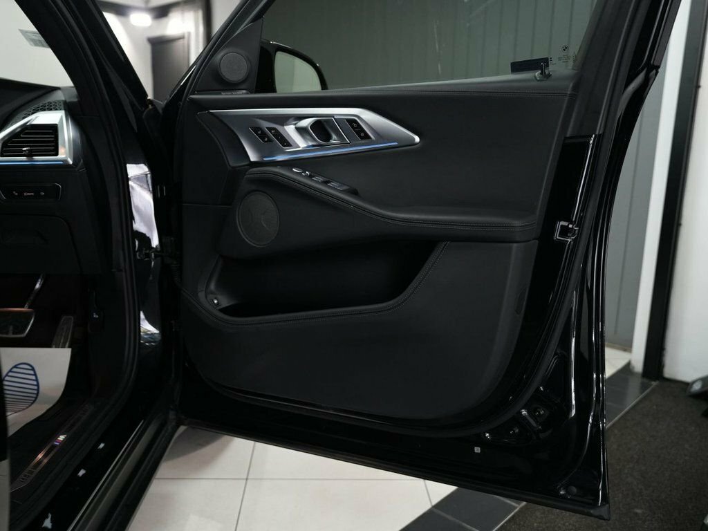 BMW XM Suv Black #4