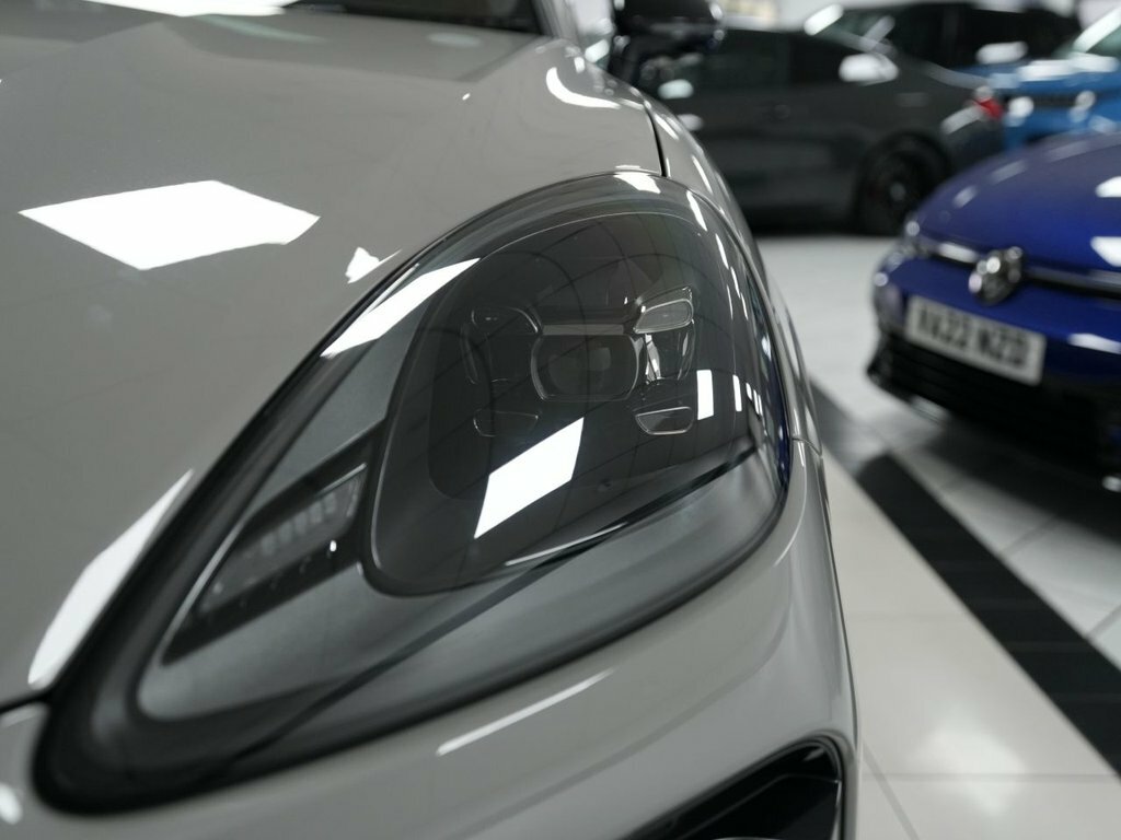 Porsche Cayenne 4L Gts Grey #4