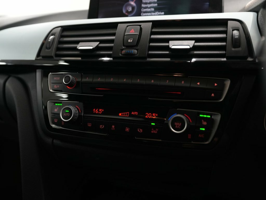 BMW 4 Series Gran Coupe Sport Black #13