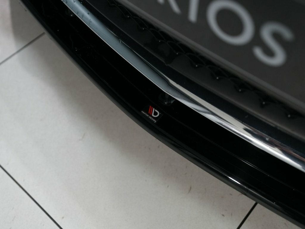 Mercedes-Benz E Class 2L Amg Line Black #3