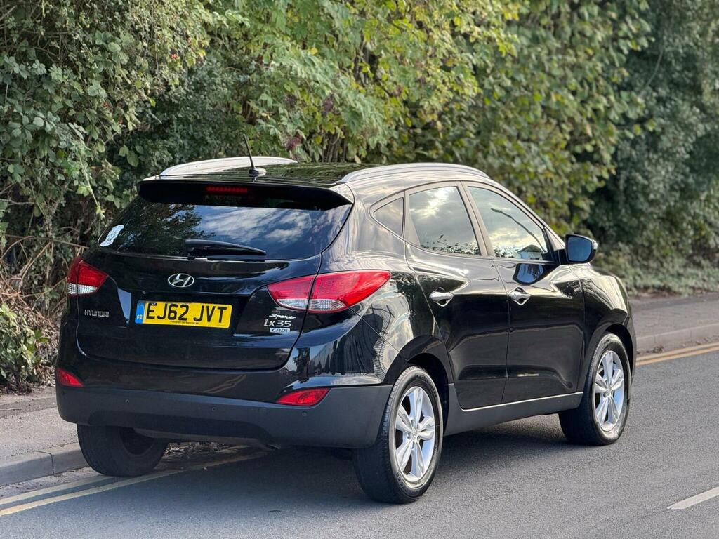 Hyundai Ix35 1.7 Crdi Premium Euro 5 Ss Black #4