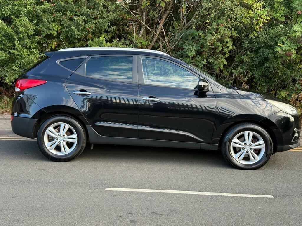 Hyundai Ix35 1.7 Crdi Premium Euro 5 Ss Black #3