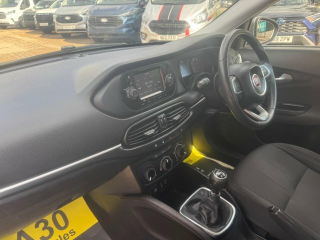 Fiat Tipo Multijet Lounge Grey #32