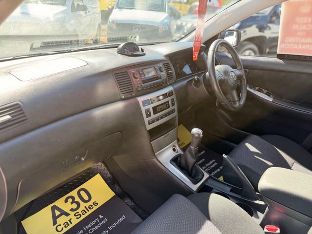 Toyota Corolla Hatchback Silver #27