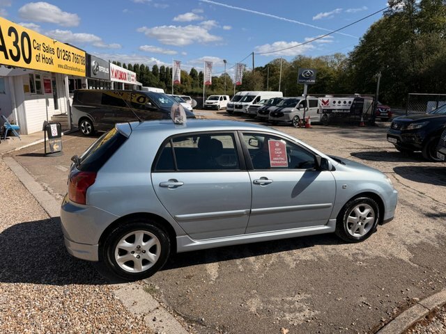 Toyota Corolla Hatchback Silver #17