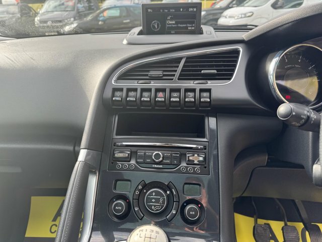 Peugeot 3008 3008 Active Puretech Ss Black #21