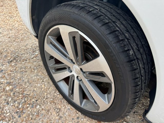 Peugeot 3008 3008 Active Puretech Ss Black #8
