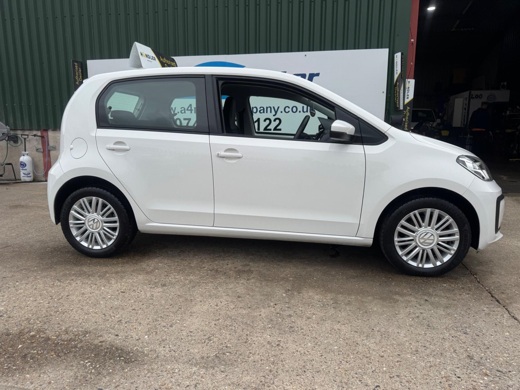 Volkswagen Up Move Up Tech Edition White #20