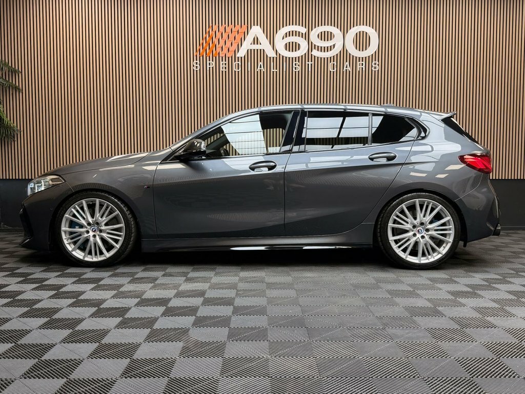 BMW 1 Series Hatchback LL70UGC Grey #4