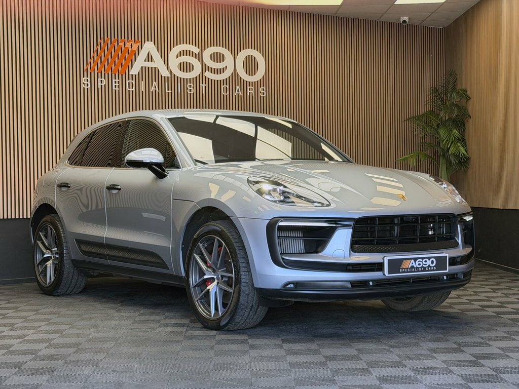 Porsche Macan 2.9L S Silver