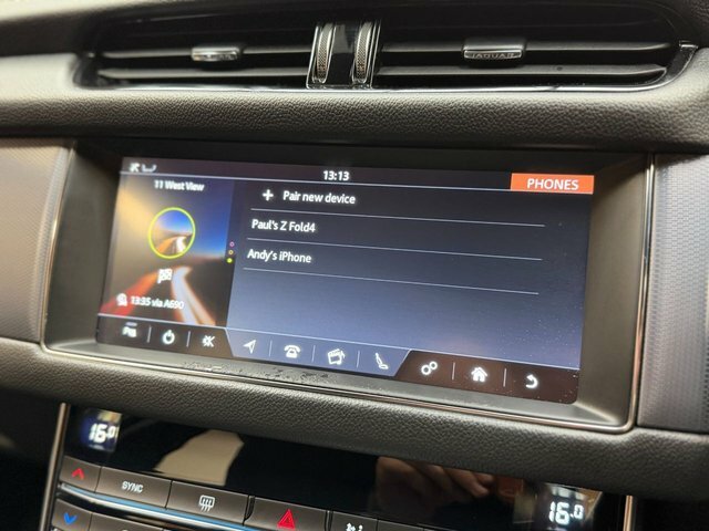 Jaguar XF 2.0I 250 Chequered Flag Grey #49
