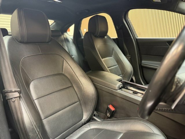 Jaguar XF 2.0I 250 Chequered Flag Grey #22