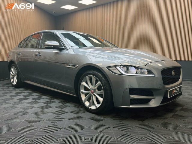 Jaguar XF 2.0I 250 Chequered Flag Grey #9