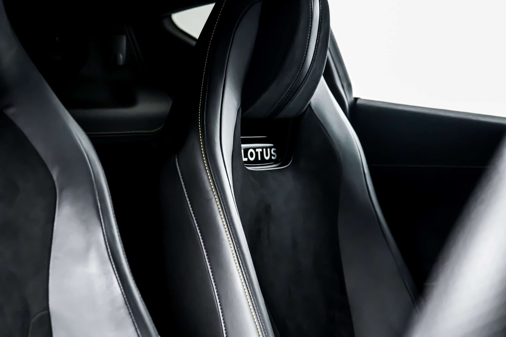Lotus Emira First Edition Coupe Dct Euro 6 #6
