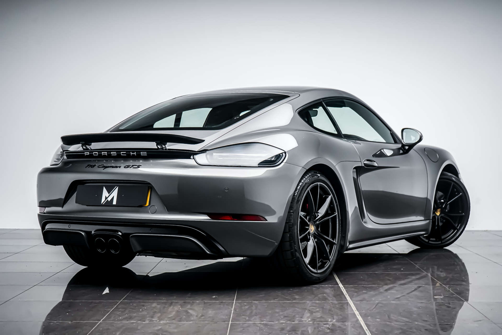 Porsche 718 Cayman 2L Null Black #14