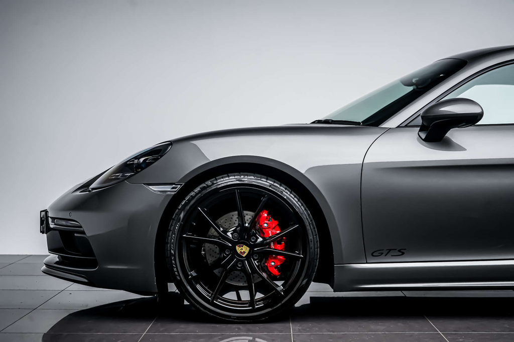Porsche 718 Cayman 2L Null Black #11