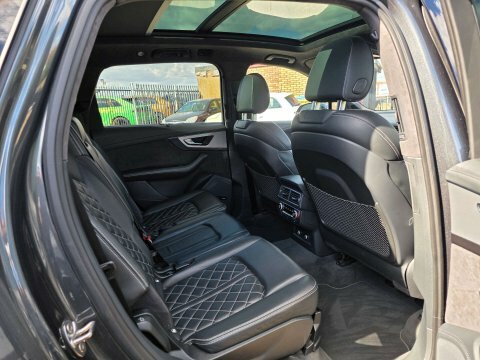 Audi SQ7 4.0 Tdi V8 Black #37