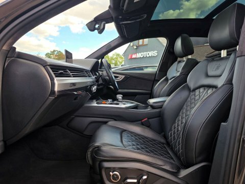 Audi SQ7 4.0 Tdi V8 Black #41