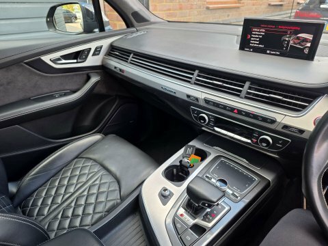 Audi SQ7 4.0 Tdi V8 Black #17