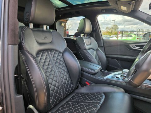 Audi SQ7 4.0 Tdi V8 Black #18
