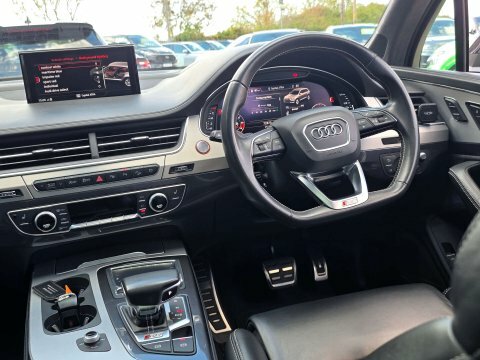 Audi SQ7 4.0 Tdi V8 Black #14