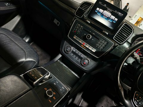 Mercedes-Benz GLS Class Black #41