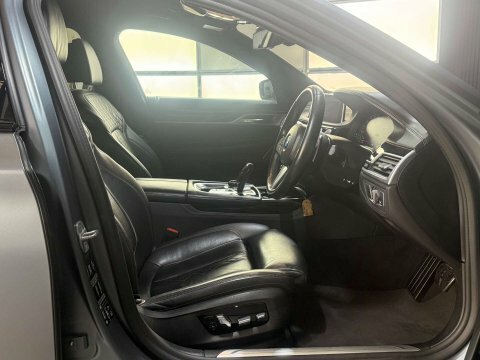 BMW 7 Series 3.0 730D M Blue #29