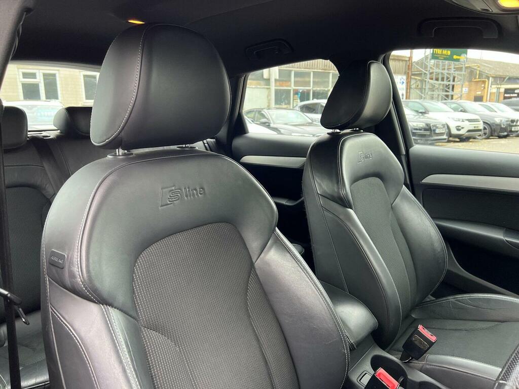 Audi Q3 Estate White #24