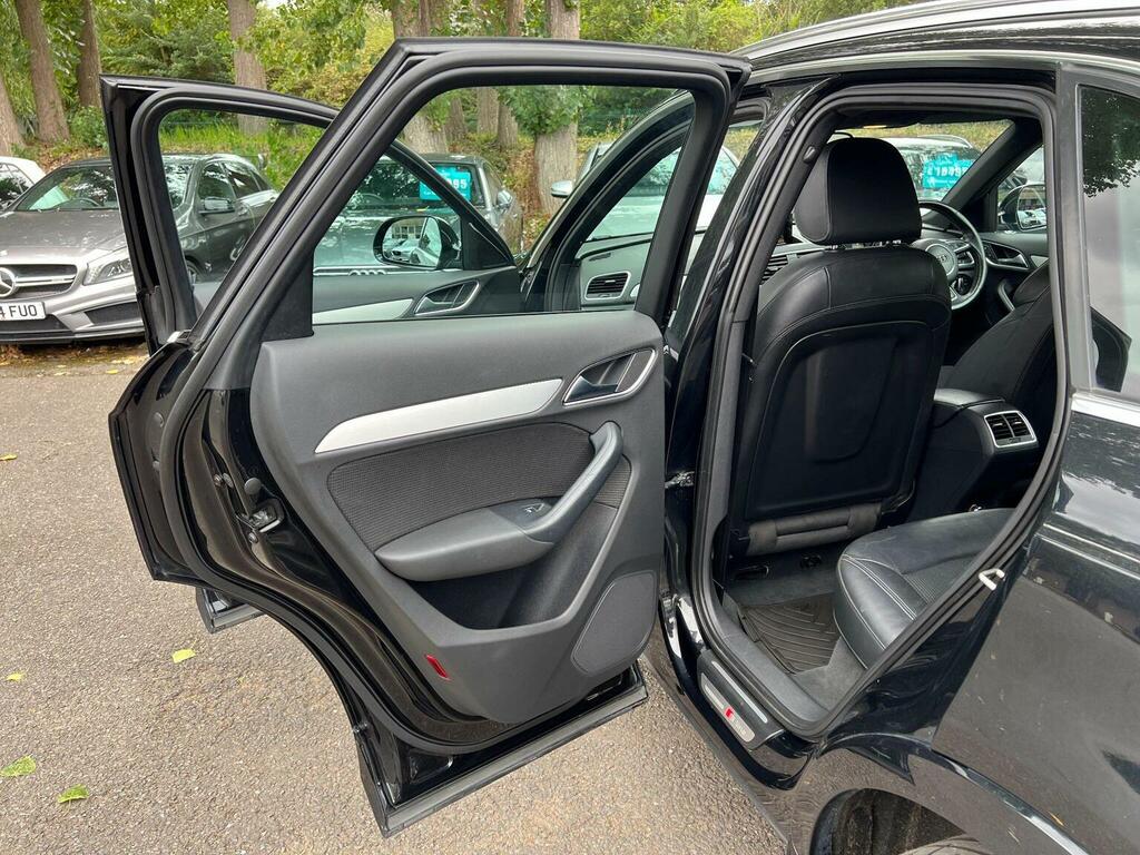 Audi Q3 Estate White #32