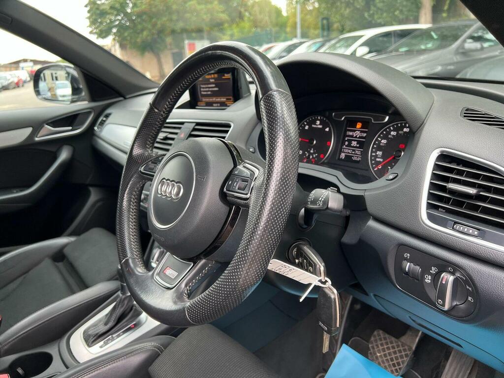 Audi Q3 Estate White #15