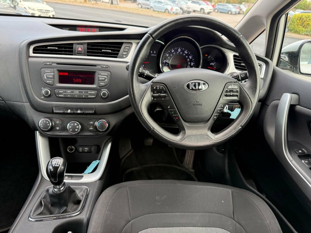Kia Ceed Crdi 2 Isg 5-Door Silver #24
