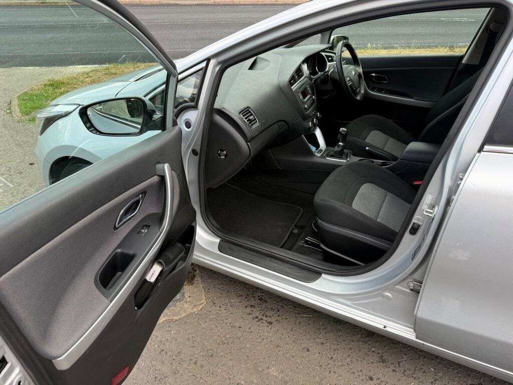 Kia Ceed Crdi 2 Isg 5-Door Silver #15