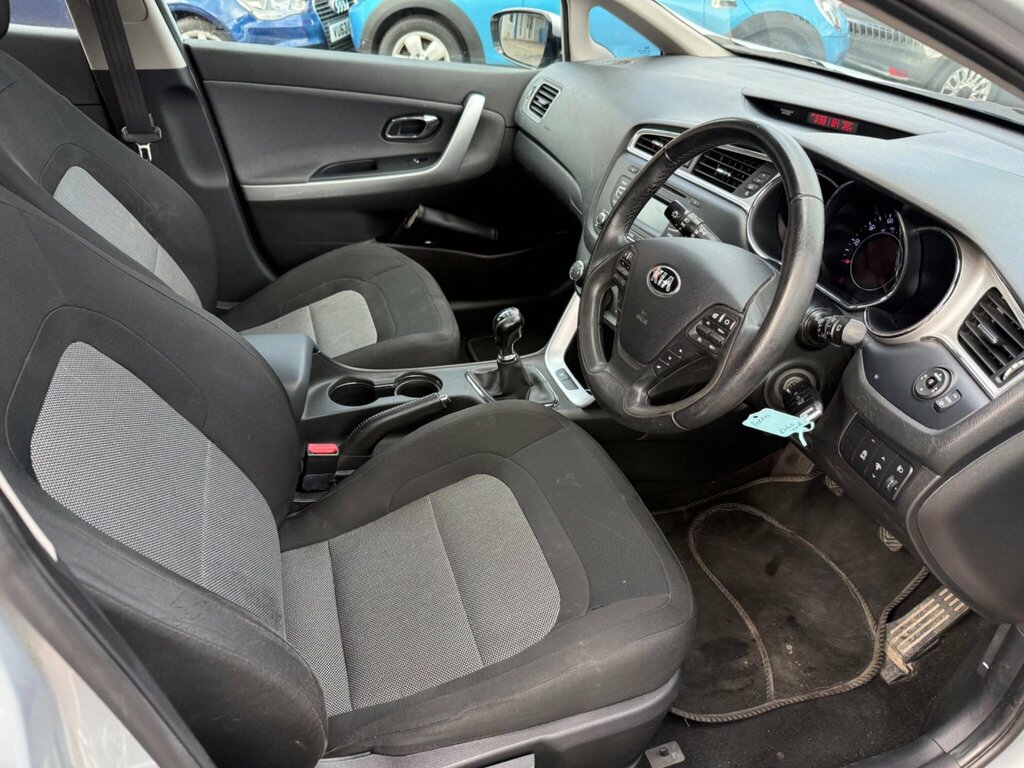 Kia Ceed Crdi 2 Isg 5-Door Silver #27