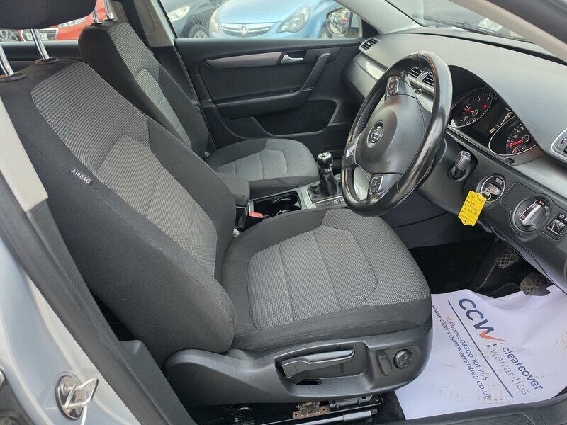 Volkswagen Passat Silver #9