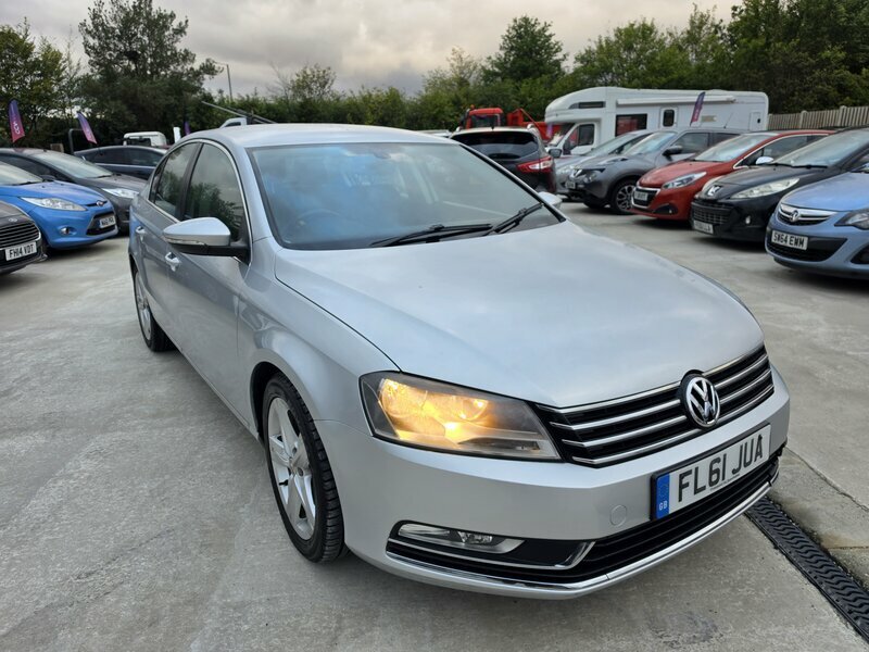 Volkswagen Passat 2.0-Passat-se-bluemotion-technology-tdi-4dr Silver