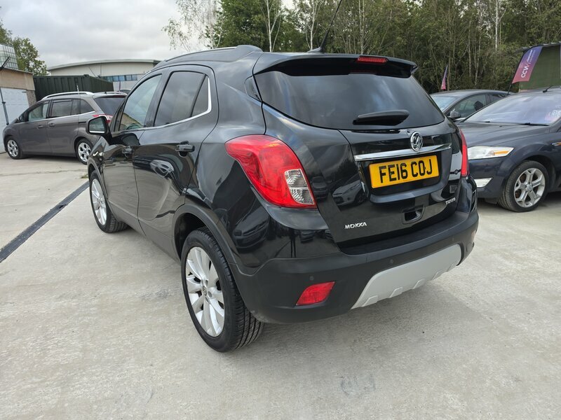 Vauxhall Mokka Tech Line White #9