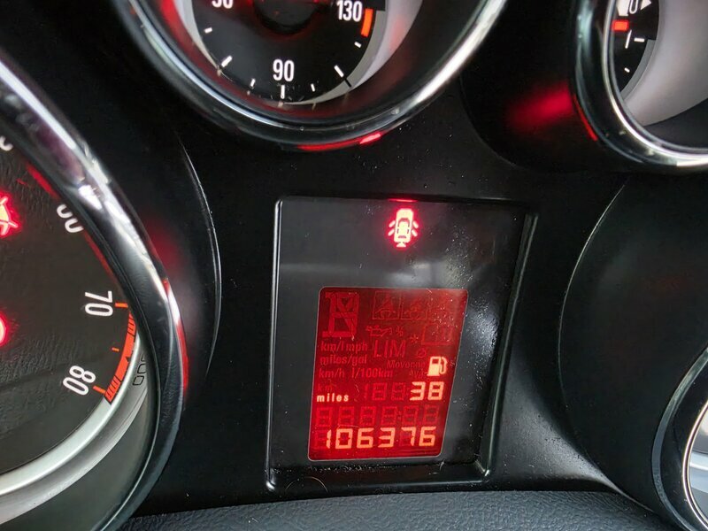 Vauxhall Mokka Tech Line White #28
