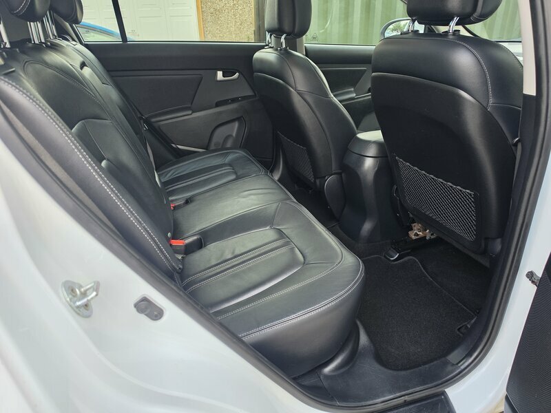 Kia Sportage 1.7L 2 White #9