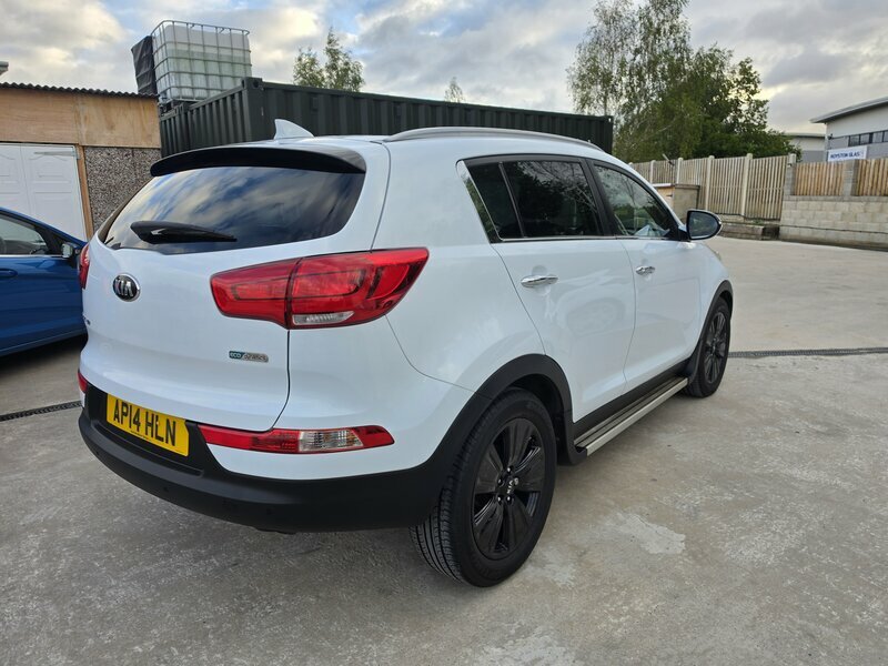 Kia Sportage 1.7L 2 White #3