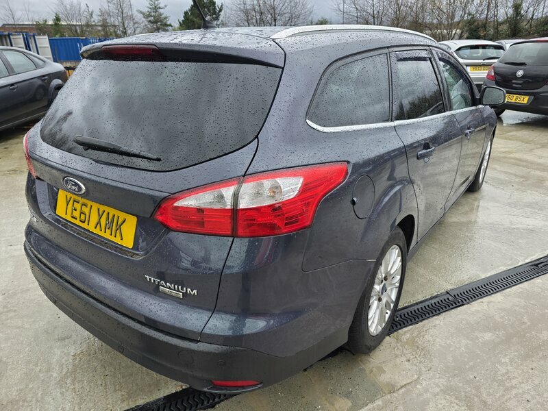 Ford Focus 1.6 Zetec Euro 5 Black #7