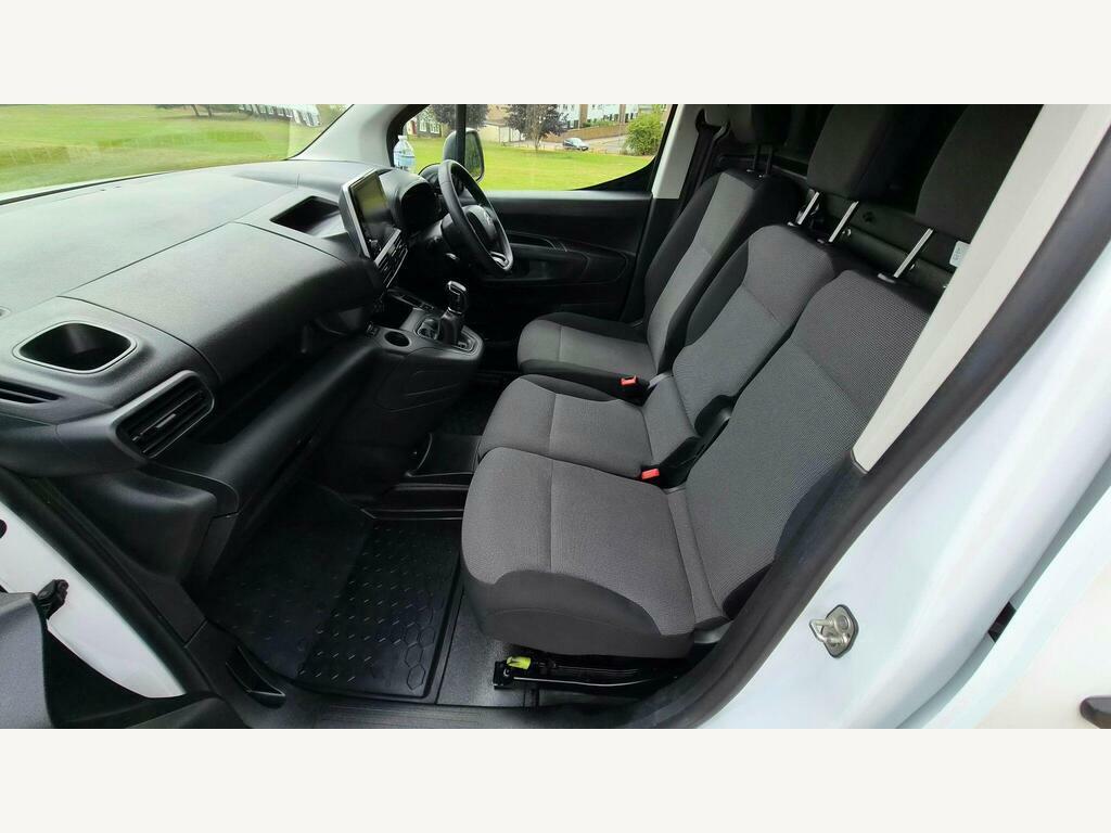 Citroen Berlingo C3 Feel Puretech Red #14
