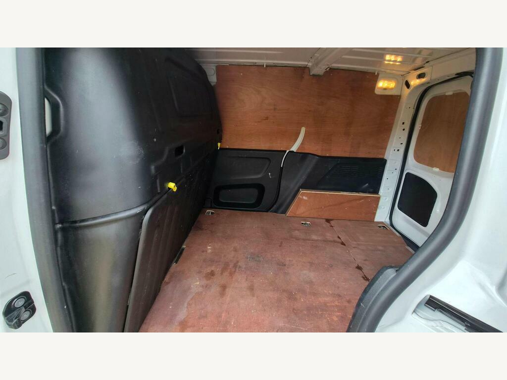 Citroen Berlingo C3 Feel Puretech Red #15