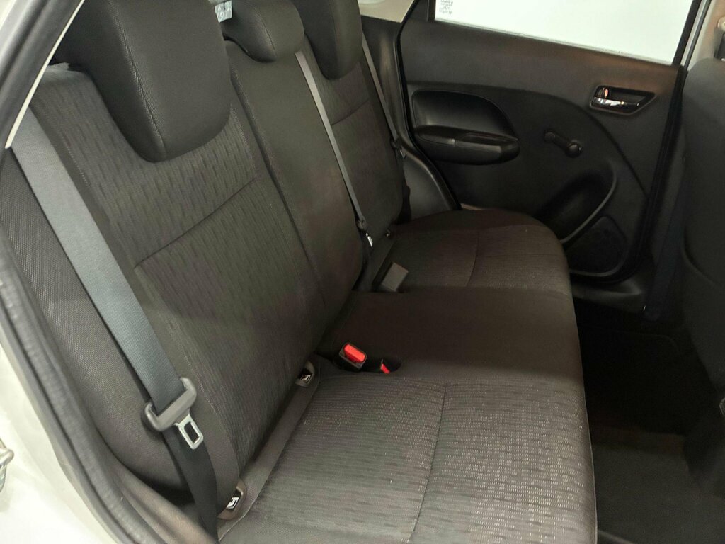 Suzuki Baleno White #12